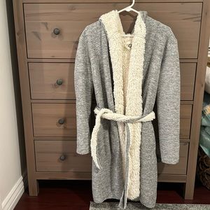 Ugg Women’s Portola Reversible Robe